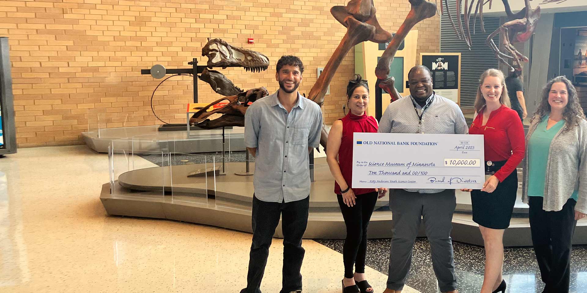 Old National check presentation to the Science Museum of Minnesota